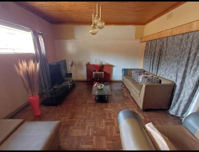 4 BEDROOM HOUSE FOR SALE IN VANDERBIJLPARK CW 6